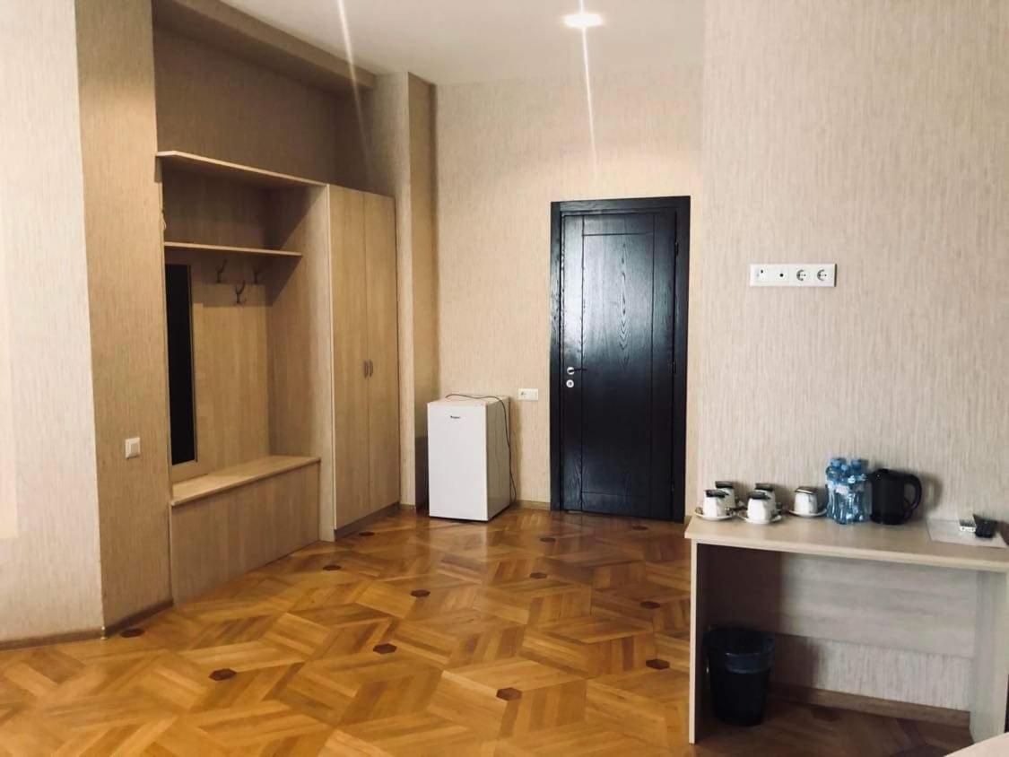 Hotel Doesi Tbilisi Exteriör bild